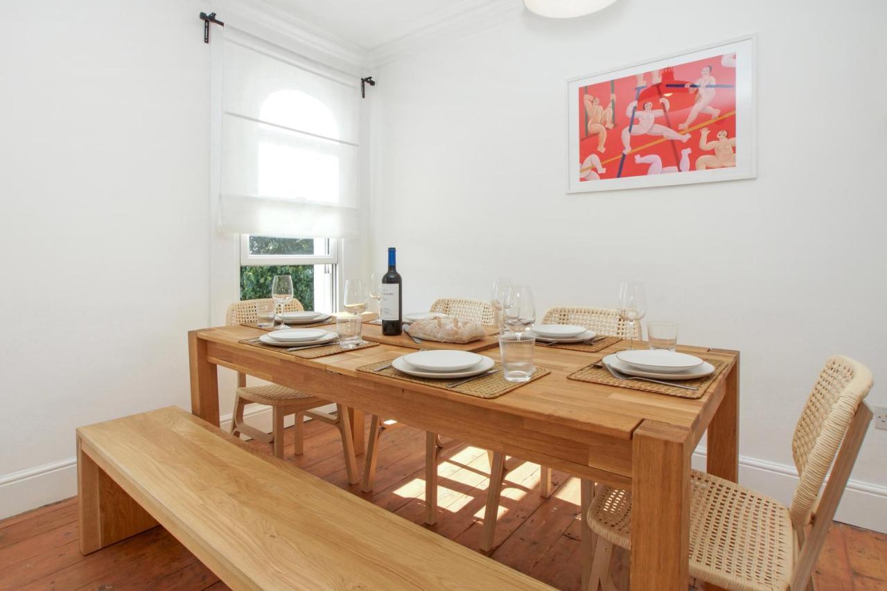 Апартаменти Bright, Stylish & Cosy 3-Bed Flat Near Mile End Лондон Екстер'єр фото